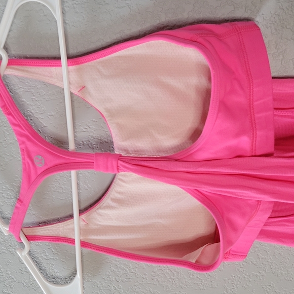 Lululemon Pink No Limits Tanktop - Picture 4 of 8